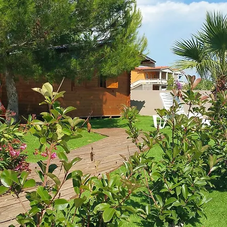 Caesar Bed and breakfast 4*